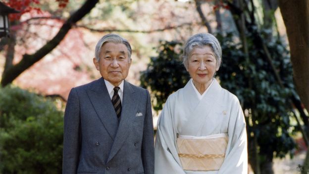 Image captionAkihito: "Estoy a favor de la elección individual".
