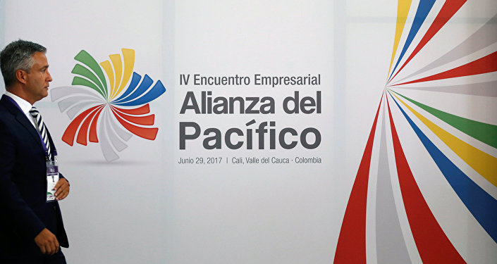  © REUTERS / JAIME SALDARRIAGAAlianza del Pacífico analiza incorporar a Ecuador y Corea del Sur como estados asociados"Entre 2000 y 2018 han invertido alrededor de 1.700 millones de dólares anuales, lo que representa el 5% en la región", explicó. 