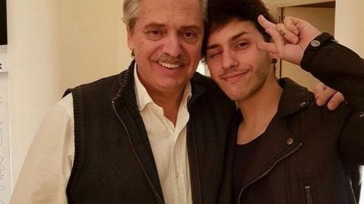 Alberto Fernández y su hijo Estanislao