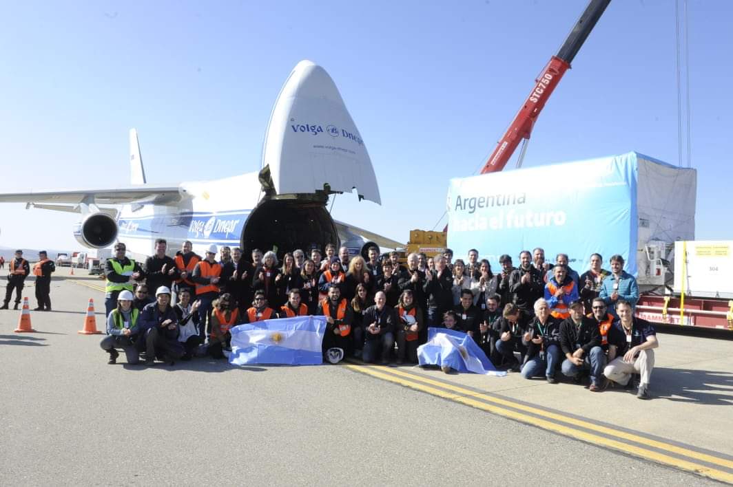 El SAOCOM 1B partió en el avión ucraniano Antonov AN 124, junto a equipamientos de 42 toneladas.