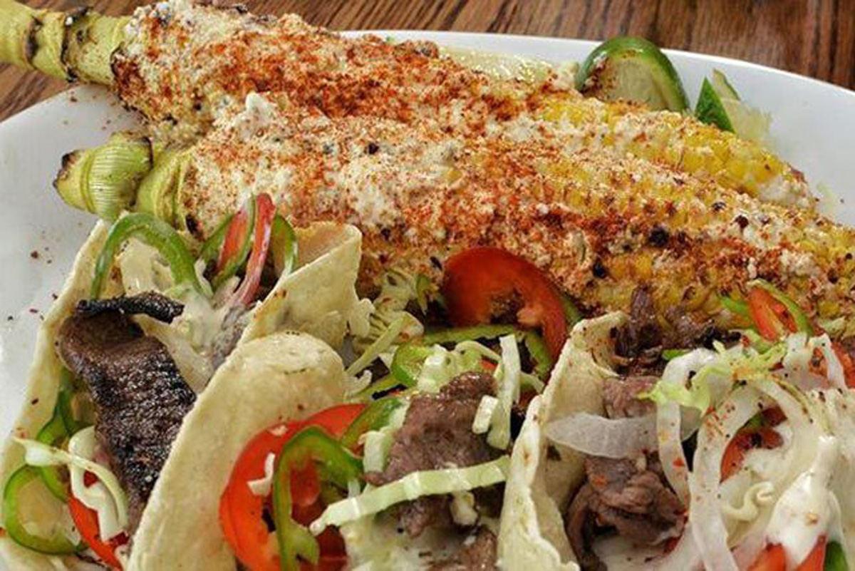 Elote uno de los mejores platos de la cocina mexicana