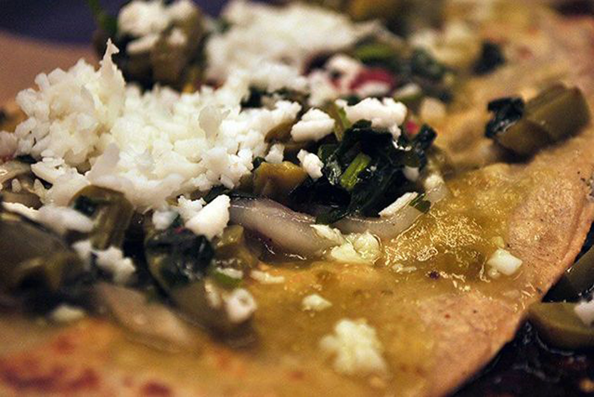 Los tlacoyos son uno de los platillos mexicanos menos conocidos para el paladar internacional.