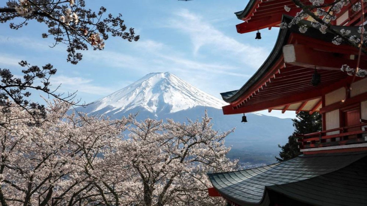 Japón podría pagar a los turistas para que visiten el país este verano