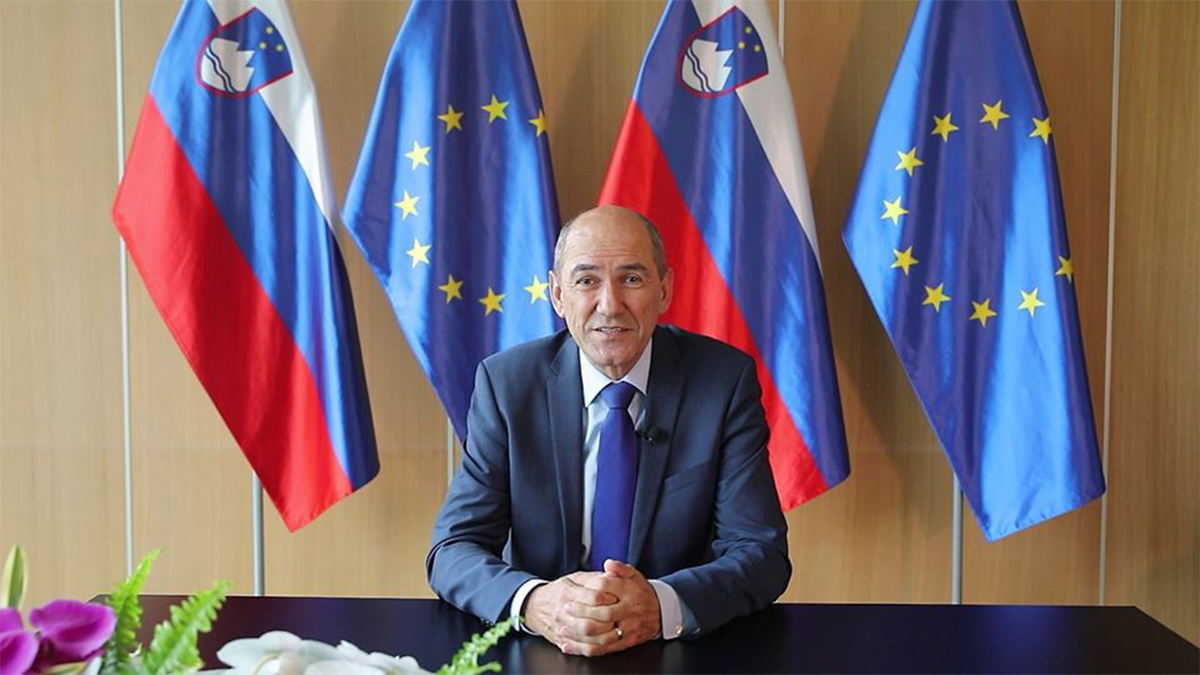 Sr. Janez Janša el Primer Ministro de la República Eslovenia