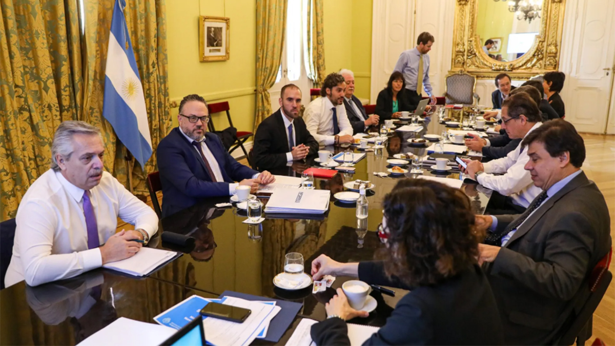 El equipo económico presentará un proyecto de moratoria para los sectores que tengan deudas impositivas