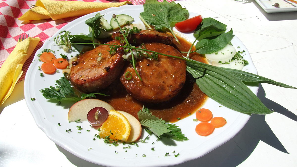 Este estado es conocido en Alemania como el reino del vino, donde el manjar principal del estado es el delicioso “Pfalzer”