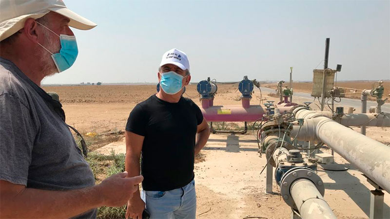 <em>Urribarri visita a un kibutz.</em>