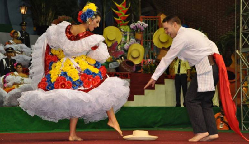 El Bambuco es un baile folklórico tradicional