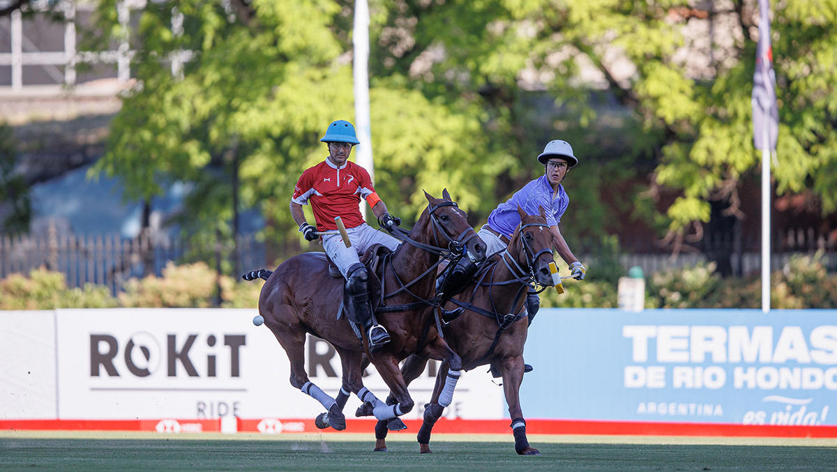 Copa Termas de Río Hondo en el #128AbiertoArgentinoHSBC Fotos: <a href="https://twitter.com/MatCallejo">@MatCallejo</a>