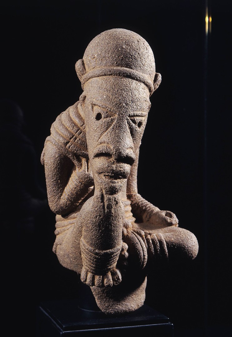 Pensador. Cultura Nok Nigeria (s.V a.e.c.- s. V) Terracota. Fundación Alberto Jiménez-Arellano Alonso / Wikimedia Commons, Author provided