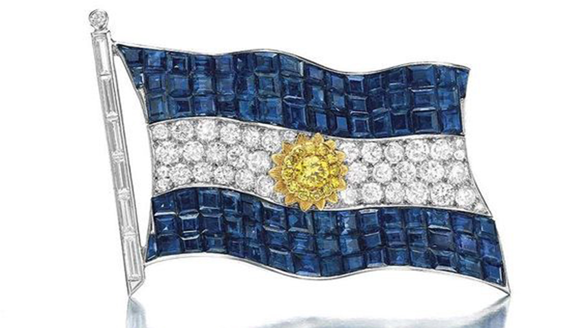 El Broche de la Banderita o Sol de Mayo