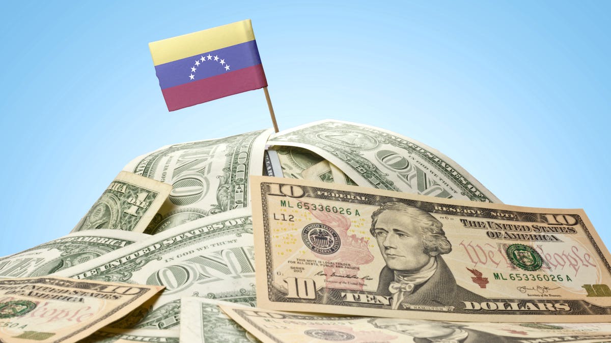 Dolarización, desdolarización y riesgos Acercando Naciones