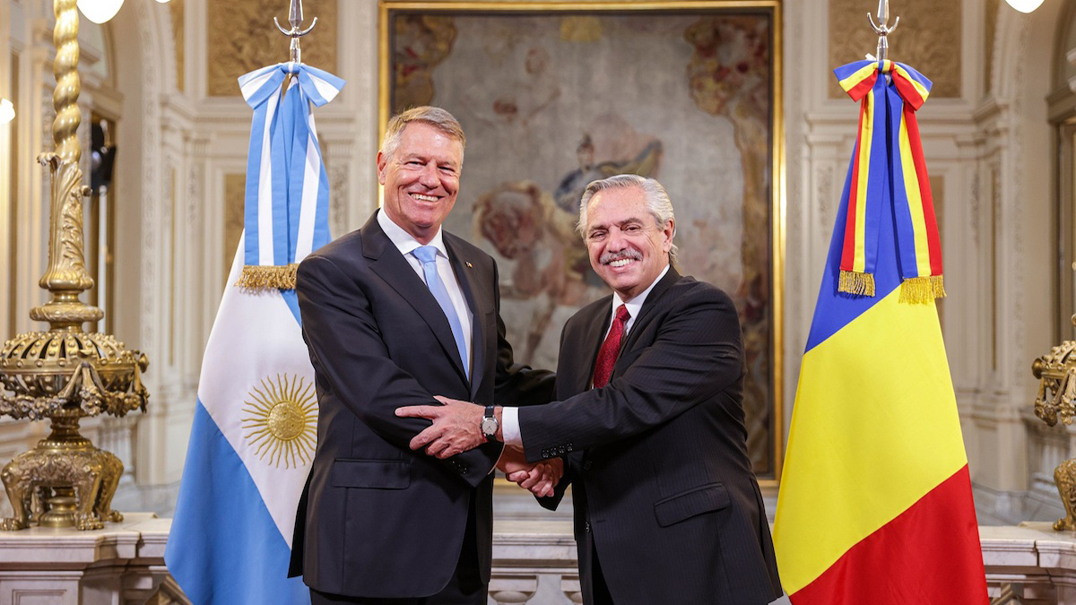 El presidente Alberto Fernández recibió en la Casa Rosada a su par de Rumania, Klaus Iohannis