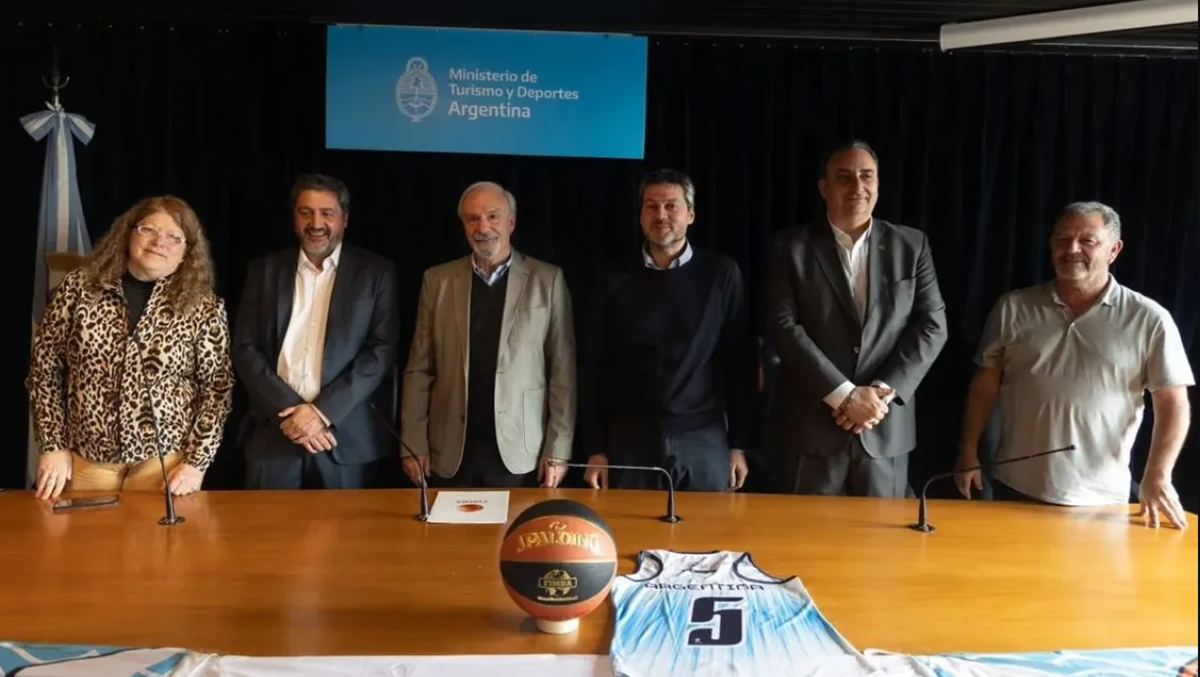 Se lanzó el Mundial de MaxiBásquet