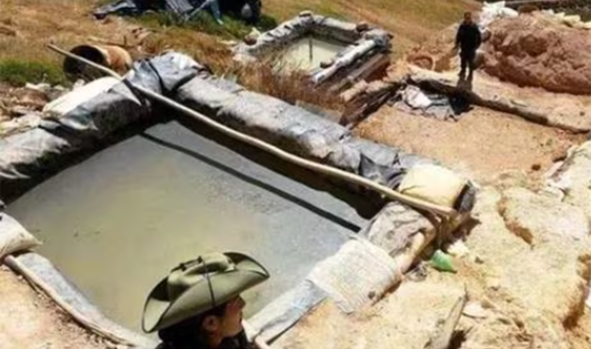 "El jueves pasado, un grupo de criminales atacó una torre de alta tensión de Minera Poderosa. Este hecho se atribuye a delincuentes financiados por la minería ilegal". (Foto: Andina)