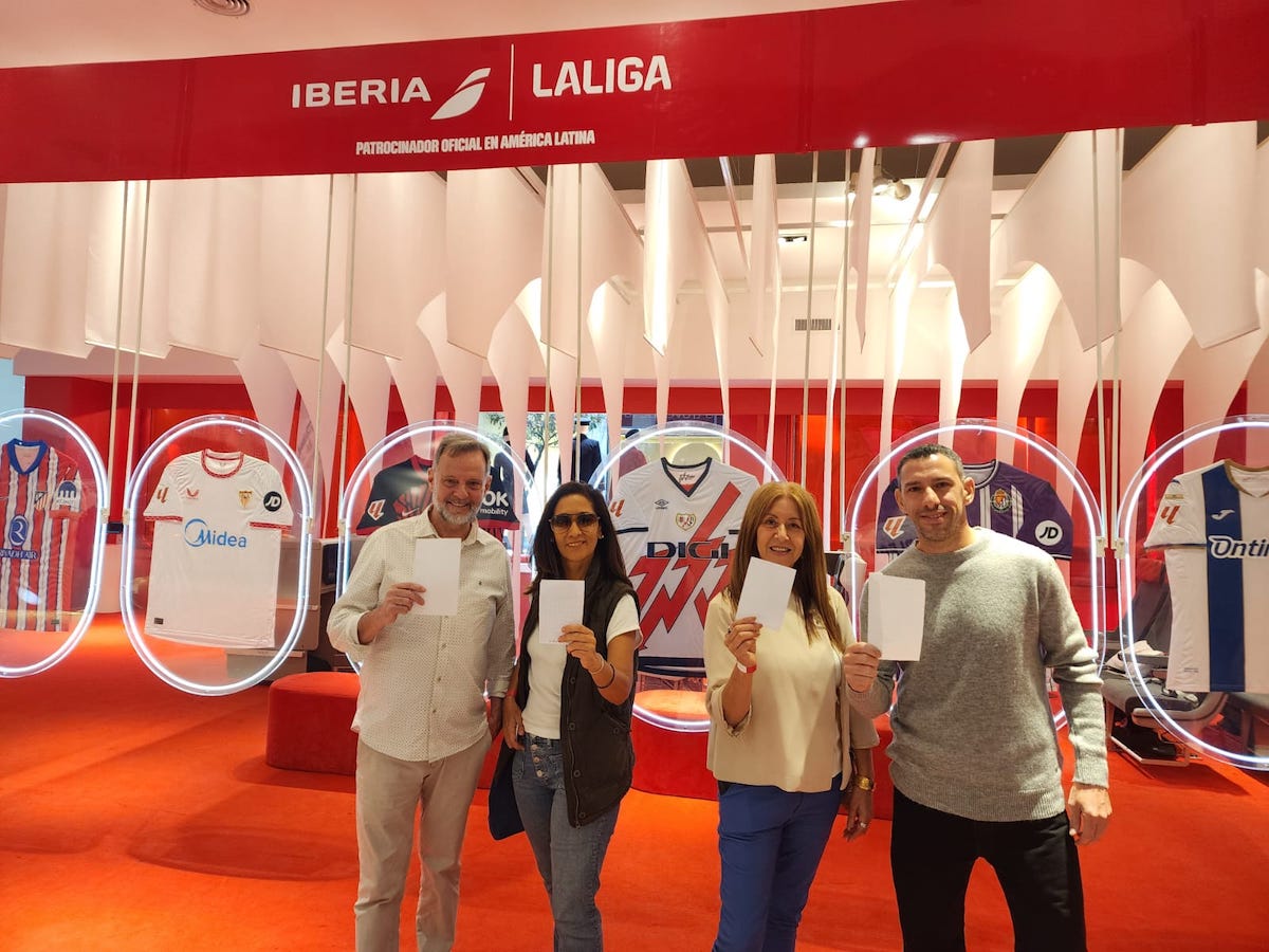 En el <strong>Día Internacional del Deporte y la Paz</strong>, 6 de abril,Maxi Rodrguez (@<a href="https://www.instagram.com/maxirodriguez11oficial/"> Maxi Rodríguez</a>) futbolista argentino; Juan Cierco, Director Corporativo de Iberia; Patricia Pitaluga, conductora de Naciones TV; y Ana Mieres, directora de Expo Arte y Ser, levantan la&nbsp;<a href="https://www.instagram.com/explore/tags/whitecard/">#WhiteCard</a>&nbsp;2025. Excelente oportunidad para promover la Diplomacia Deportiva en el&nbsp;<a href="https://www.instagram.com/explore/tags/espacioiberia/">#EspacioIberia</a>.