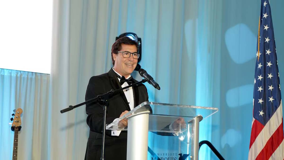 <strong>Lisandro Carret</strong>, actor, productor cultural y flamante conductor de Acercando Naciones TV.