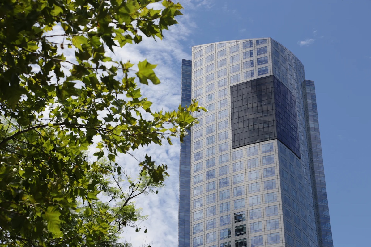 <a href="https://ypf.com/">YPF</a>