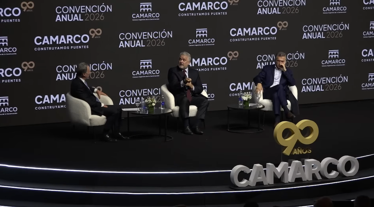 Expresidentes Mauricio Macri e Iván Duque en el panel de cierre de la Convención Anual Camarco 2026.