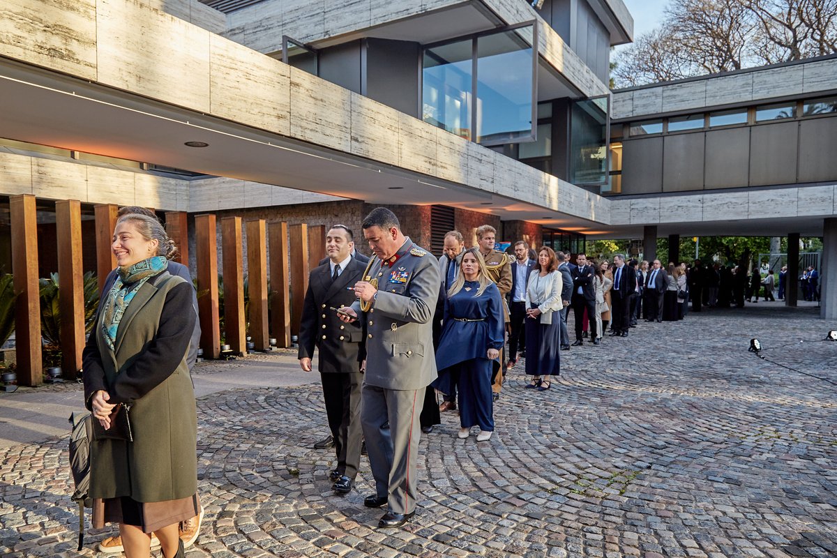 La llegada de los invitados a la residencia de Belgrano. Foto: Embajada de Alemania en Buenos Aires.