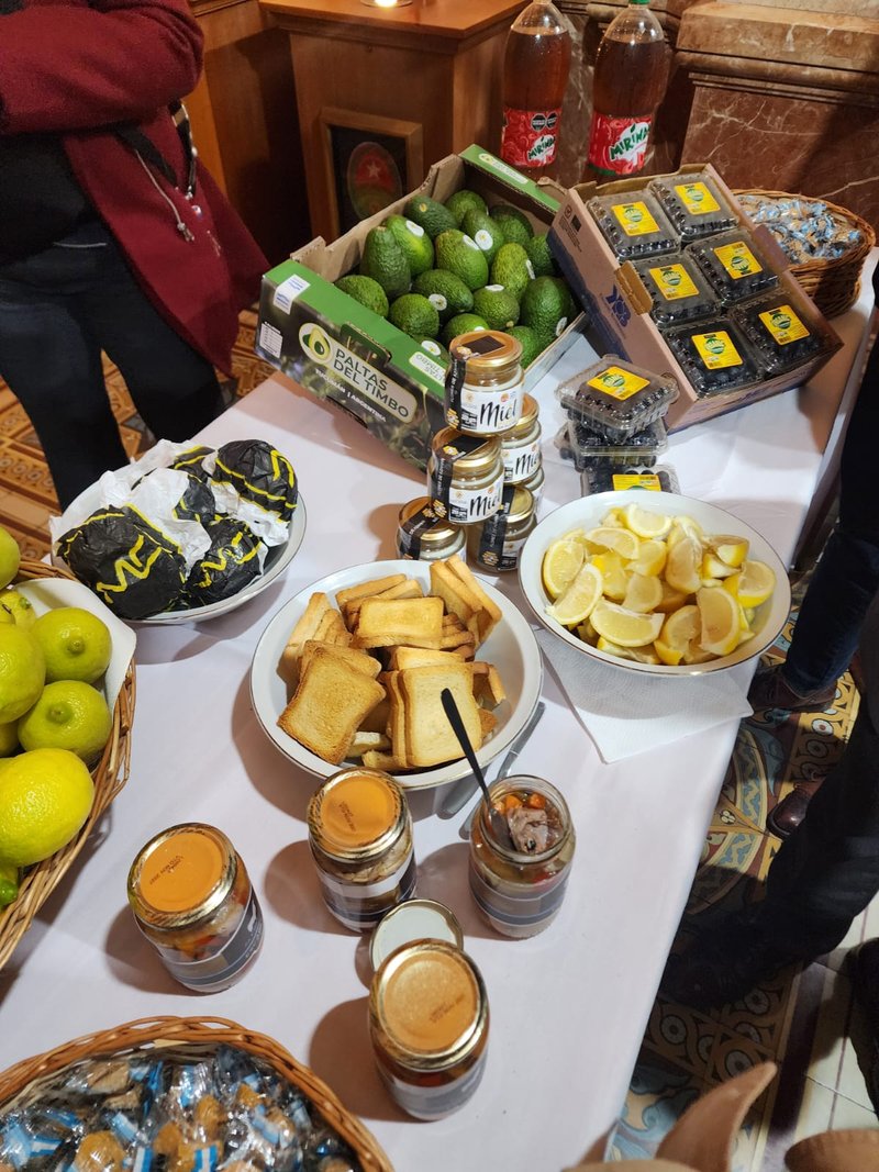 Paltas, arándanos, miel y limones: la producción tucumana, en la mesa. Foto: Acercando Naciones.